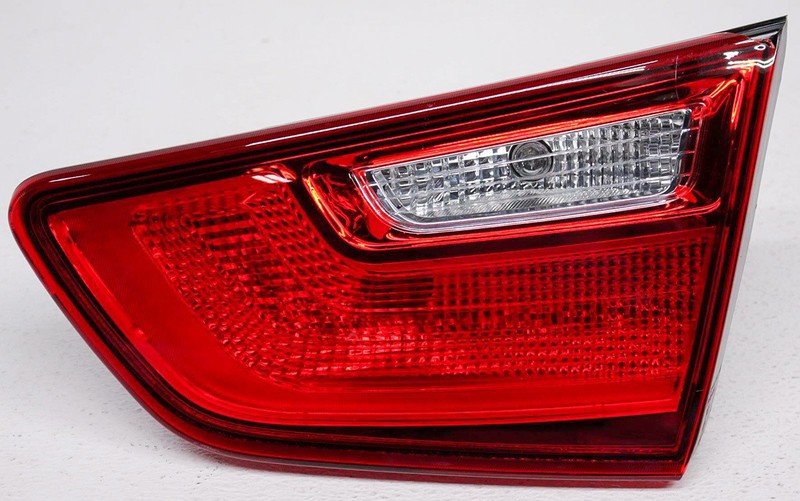 OEM Kia Optima (Korea built) Inner Right Tail Lamp 92404-2T520 - Lens Chip