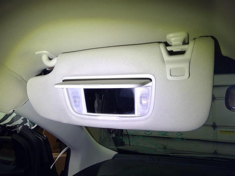 Driver Sun Visor Illuminated With Garage Door Opener Fits 15-24 EDGE 1770113