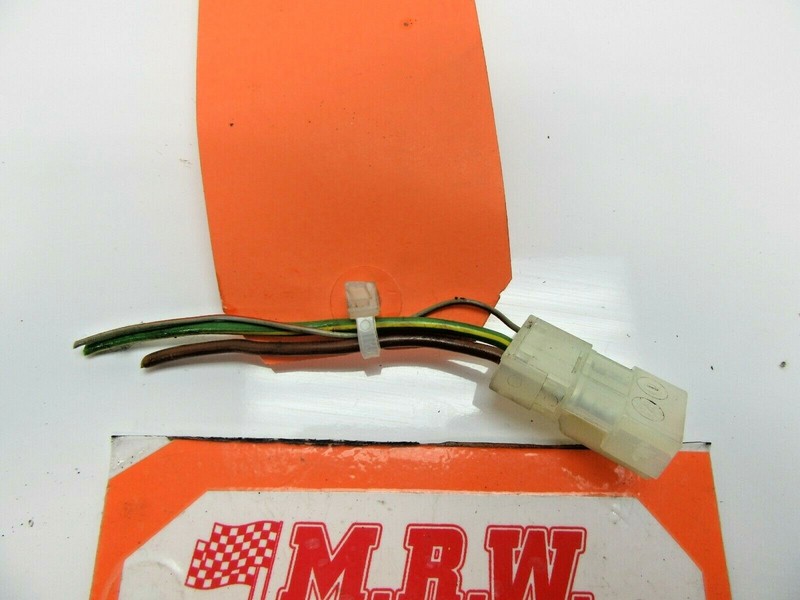 WIRE PLUG CONNECTOR OFF FRONT ASH TRAY CIGARETTE LIGHTER fits BMW 325i 328i 330i