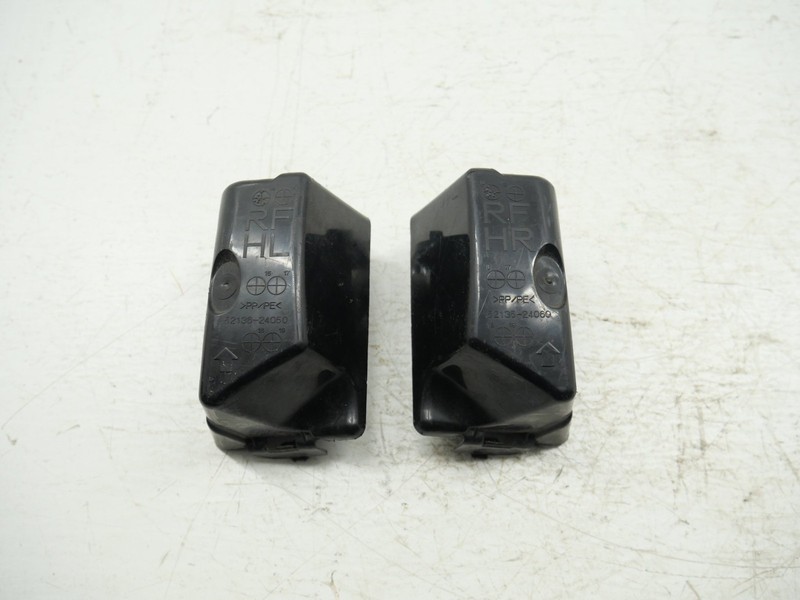 2008-2014 Lexus IS F Front Bumper Bracket Impact Absorber 52135-24060 OEM