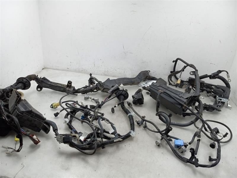 Main Engine Room Harness VIN Fu Fits 16-18 Prius 82111-47F40