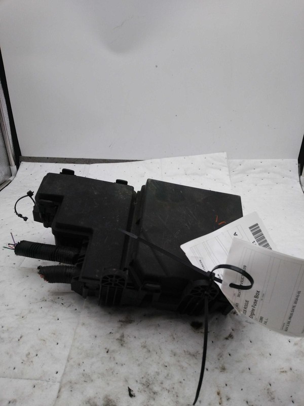 Used Fuse Box Engine fits: 2018 Nissan Rogue 2.5L Grade B