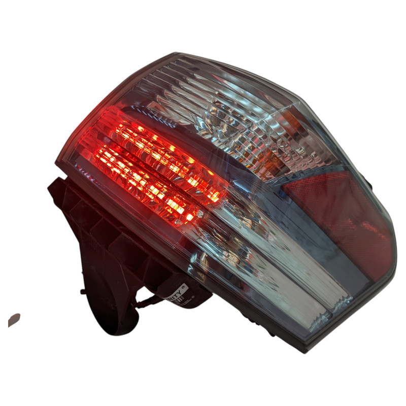 2010-2012 LEXUS HS250H RIGHT Passenger Side Outer Taillight Tail Light Lamp