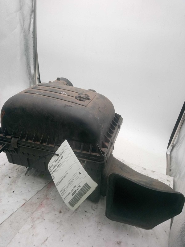 2012 RAM DODGE 2500 PICKUP Air Cleaner Assembly OEM 53032405AD 137k Miles