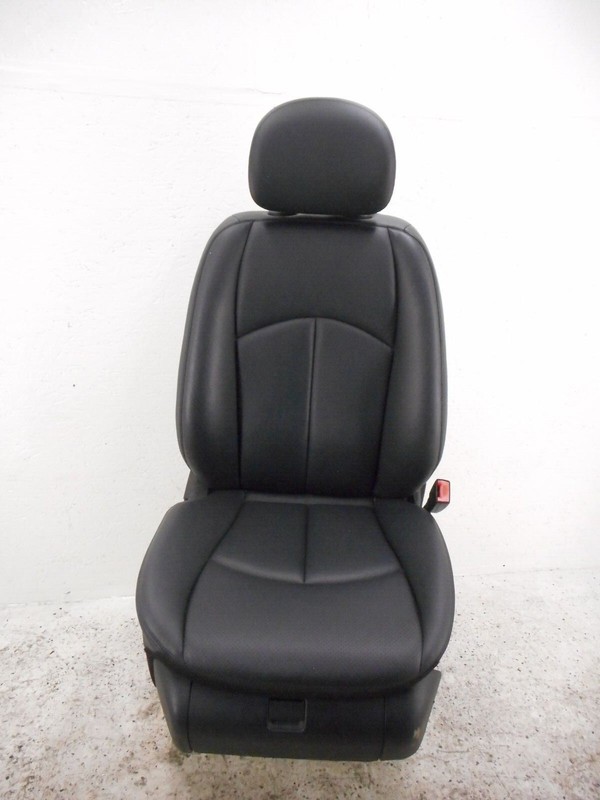 Mercedes-Benz E350 Front Seat Right Passenger Black W/o Fold Flat OEM 2007-2009