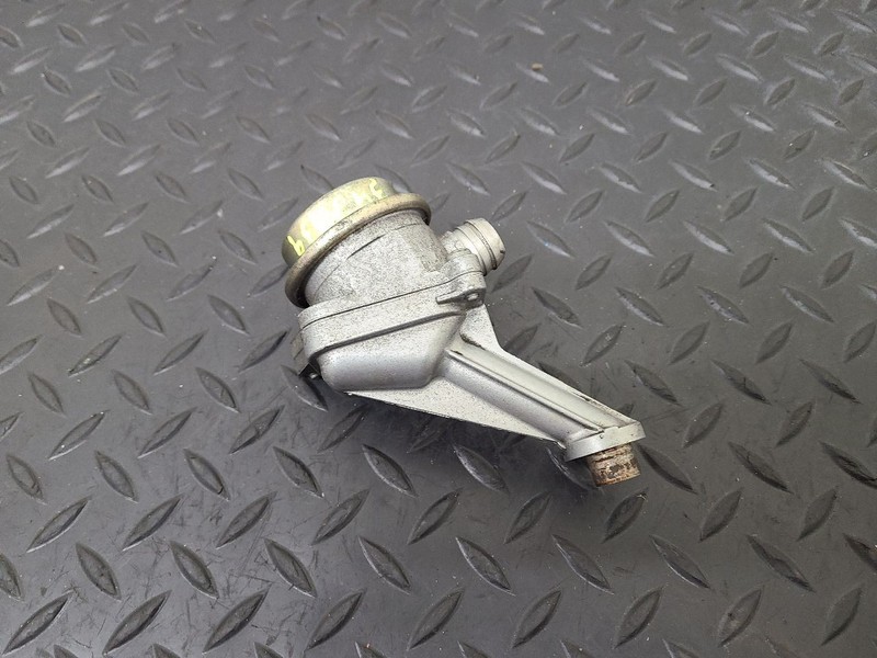 00-06 Mercedes-Benz S430 Left Driver Air Pump Check Valve OEM 002-140-35-60