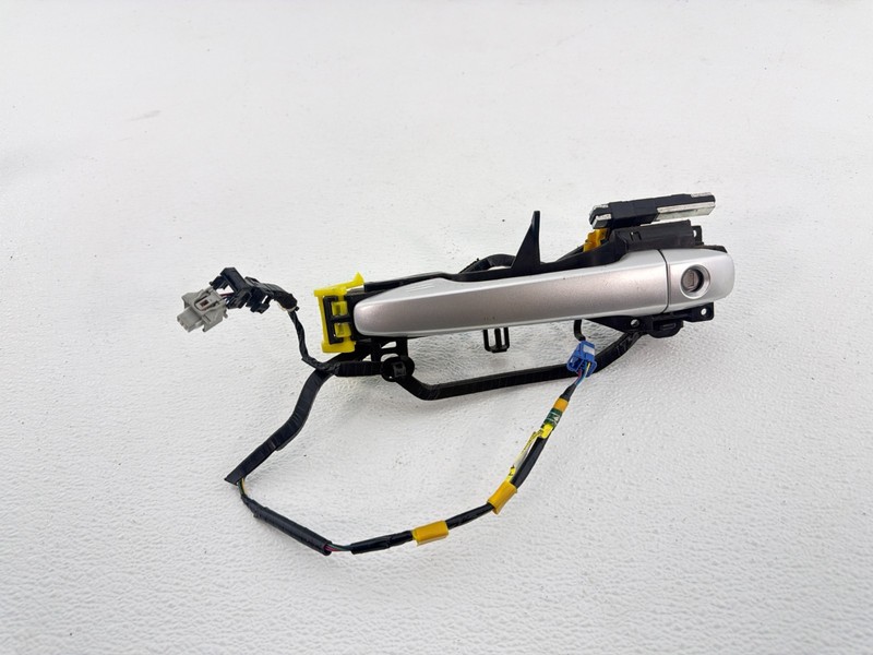 2010-2015 Toyota Prius Driver Door Exterior Handle Assembly Keyless Blue OEM