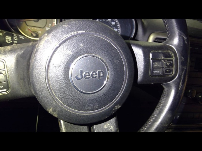 Driver Air Bag Front Driver Wheel Fits 12 GRAND CHEROKEE 1567638