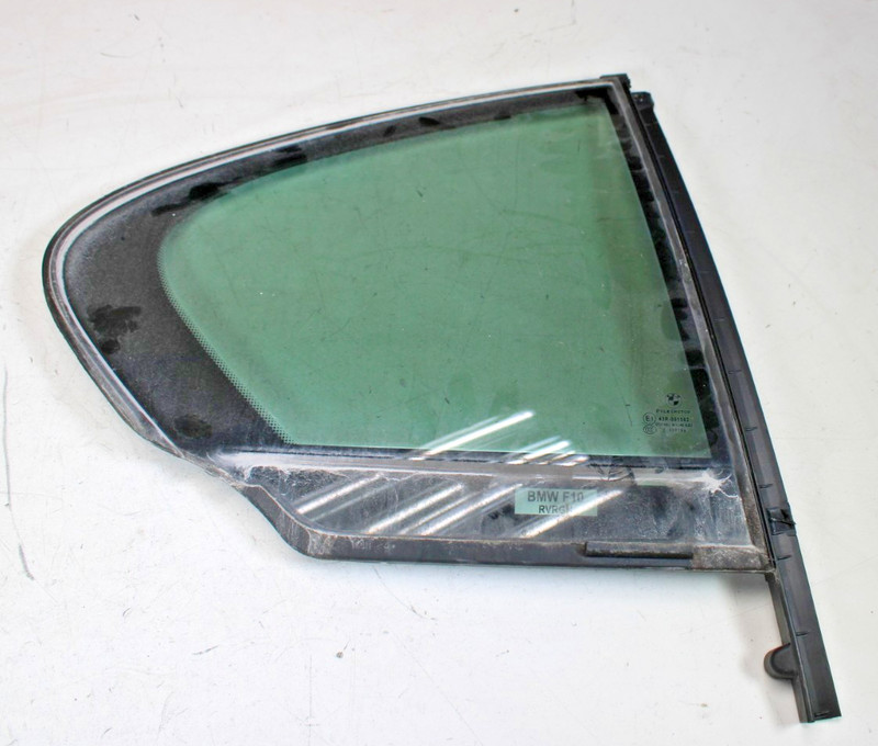 BMW 528I F10 2011/16 REAR RIGHT DOOR VENT QUARTER GLASS TINTED 7311246 OEM 🚗