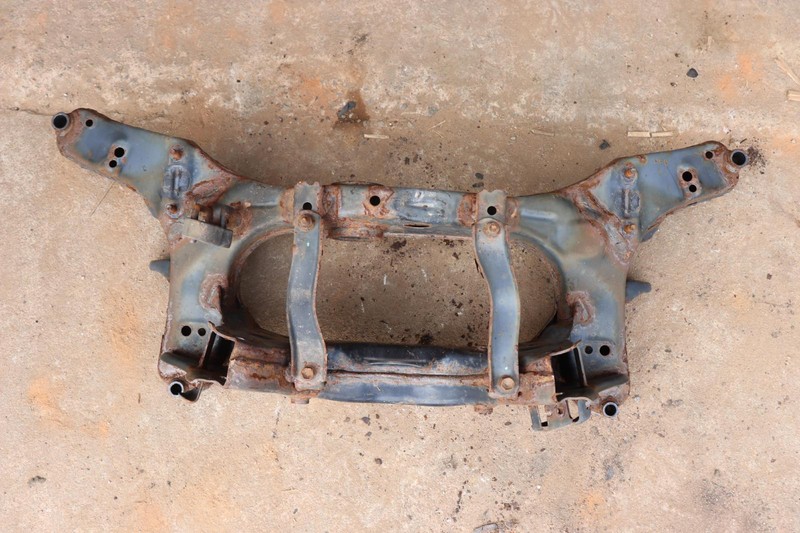 2014-2019 NISSAN ROGUE 2.5L AWD REAR SUSPENSION CROSSMEMBER SUBFRAME OEM
