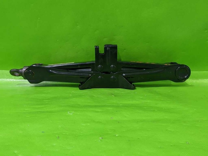 13-19 LEXUS GS350 EMERGENCY ROADSIDE SCISSOR JACK OEM 4556-86