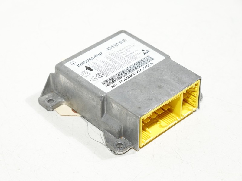2012-2018 Mercedes CLS550 W218 SRS Safety Computer Control Module A2189015200