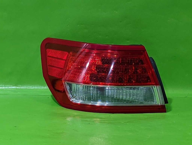 10 11 12 LINCOLN MKZ DRIVER LEFT QUARTER TAILLIGHT LAMP OEM 4596-38