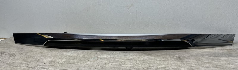 CX2313550BF I 2012-15 JAGUAR XF XFR REAR TRUNK LID CHROME W/ LIGHTS & CAMERA OEM