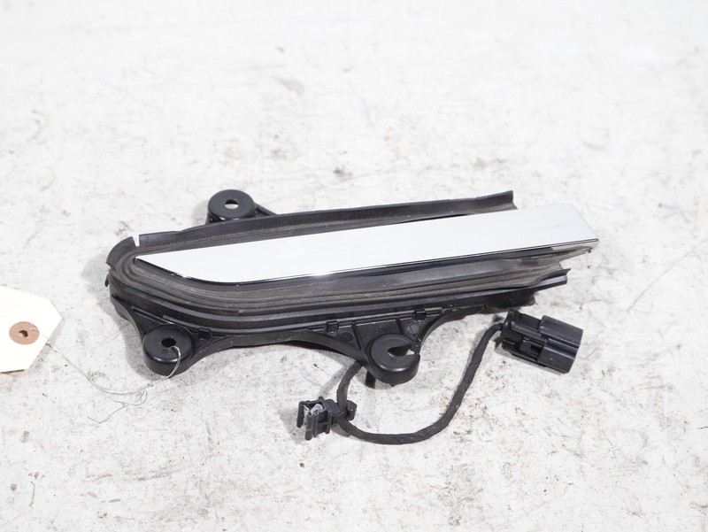 16-20 Tesla Model X Rear Right Door Handle Passenger RH 1045158-99-C OEM 102K