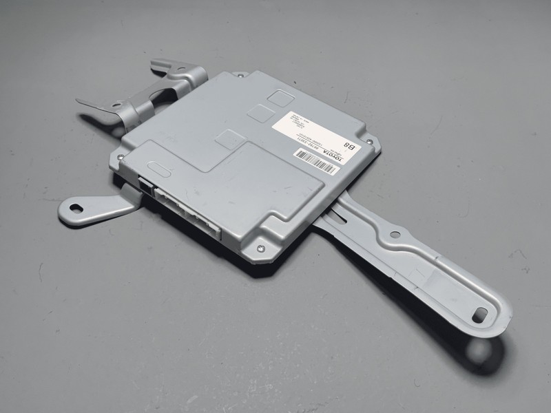 2018-2020 Toyota Camry XSE Driver Parking Assist Control Module Computer OEM