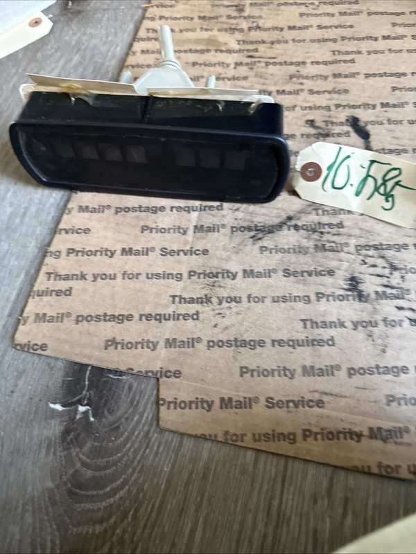 PETERBILT Warning Light Bar - Missing P/N