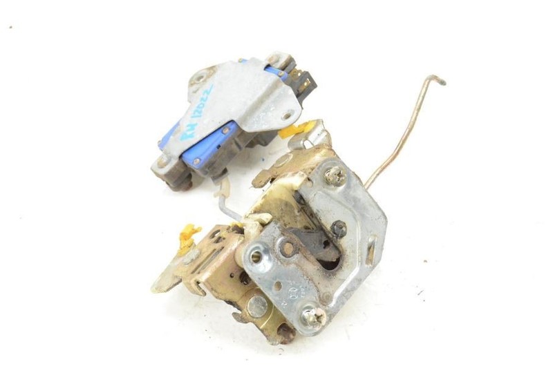 1982-1983 DATSUN 280ZX S130 2+2 PASSENGER RIGHT FRONT DOOR LOCK ACTUATOR