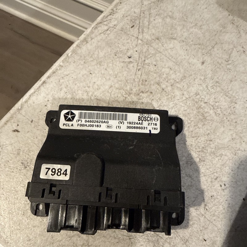 06-10 Jeep Grand Cherokee Door Control Module OEM 04602620AG