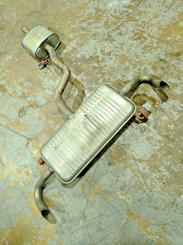 2018-2023 Volkswagen Atlas 3.6l Exhaust Sistem Rear Pipe w/ Mufler OEM