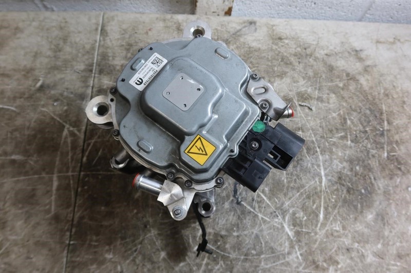 2020-2023 Jeep Wrangler JL 3.6L OEM 48v ETorque Generator Alternator 05185076