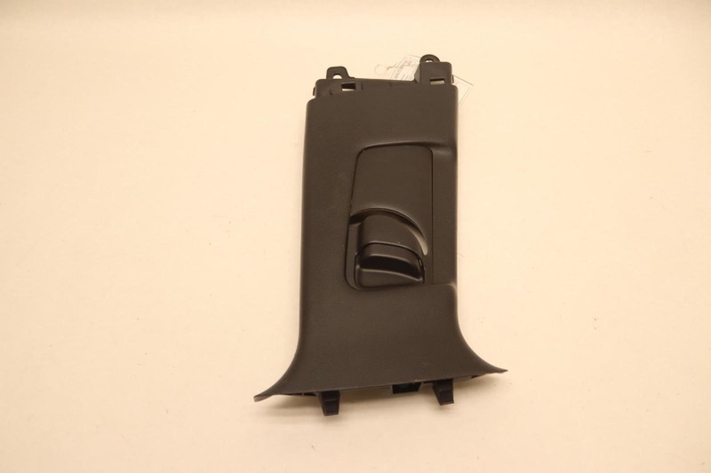 2019-2024 TOYOTA COROLLA SEDAN RIGHT SIDE CENTER UPPER B PILLAR TRIM COVER OEM