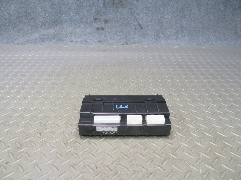 2003-2007 LEXUS UZJ100L LX470 REAR A/C AIR CONDITION AMPLIFIER 88650-60362