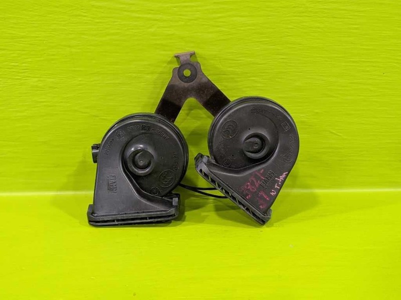 10 TITAN HIGH LOW TONE HORN OEM 3827-37