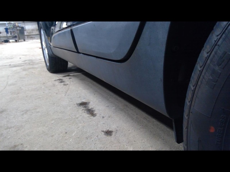 TUCSON 2010-2015 Left Rocker Panel Moulding 1703106