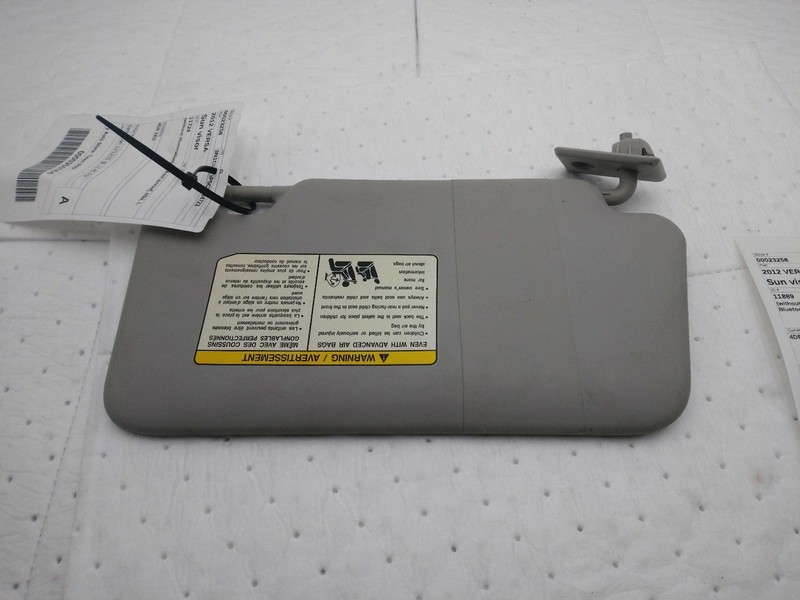 2012 Nissan Versa Silver Sun Visor Used OEM Part 558075 85K Miles