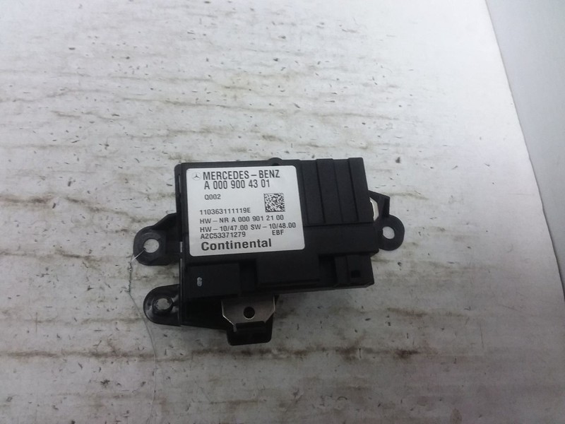Fuel Pump Control Module 218 Type CLS63s Fits 12-17 MERCEDES CLS-CLASS 1700539