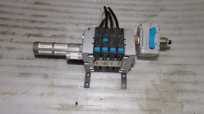 Festo CPV-14 W/S 1058483 Solenoid Valve Assembly *FREE SHIPPING*