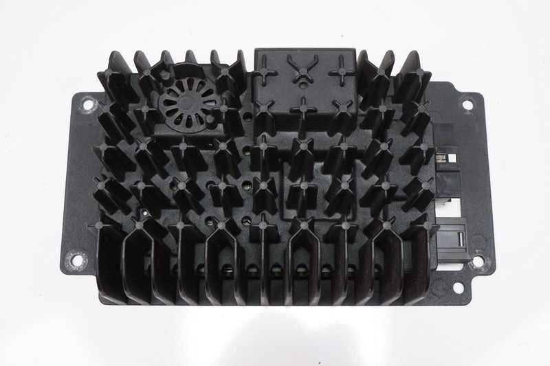MERCEDES W209 CLK Audio Amplifier AMP Harman Kardon OEM 2005 - 2009