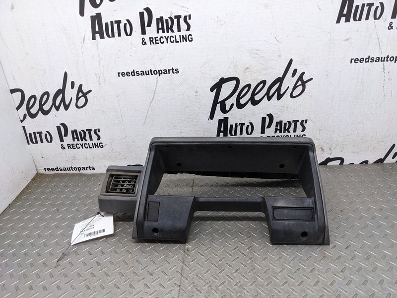 1984-1988 Toyota 4Runner Pickup Dash Speedometer Gauge Cluster Bezel Tri 1193856