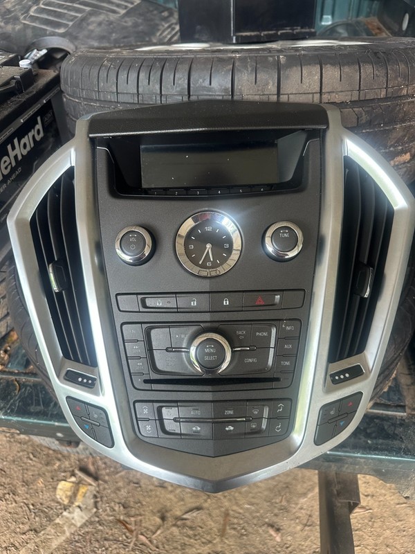 10-12 CADILLAC SRX OEM NAVIGATION RADIO & HEATER A/C AC CONTROL PANEL & VENTS