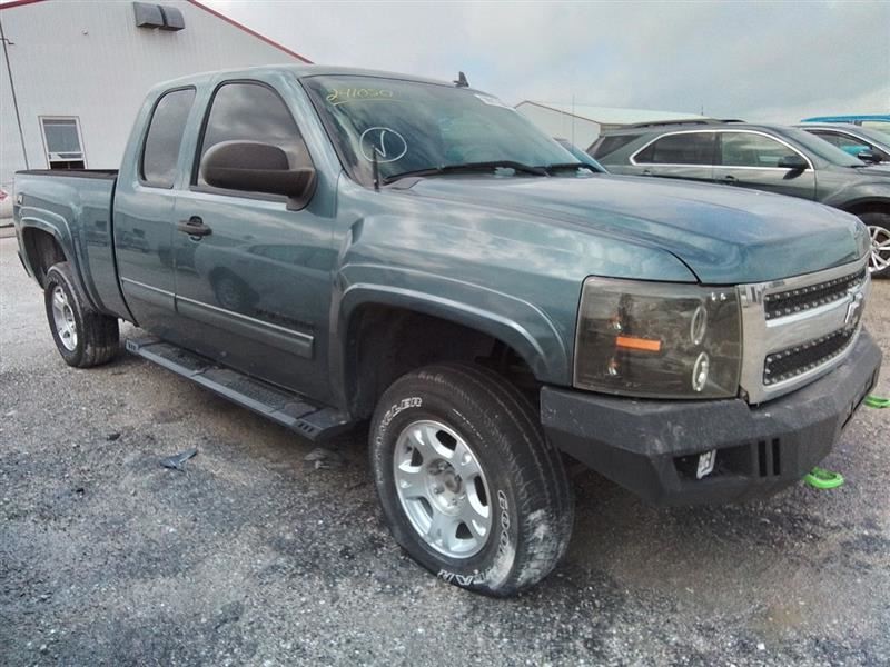 Passenger Right Fender Fits 07-14 SILVERADO 2500 PICKUP 3306166