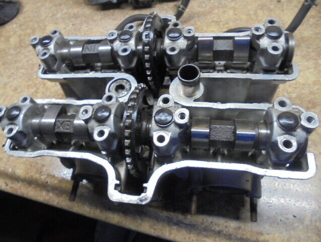1983 Yamaha Venture XVZ 1200 XVZ1200 Engine Cylinder Head Valve Cam Shaft Rear