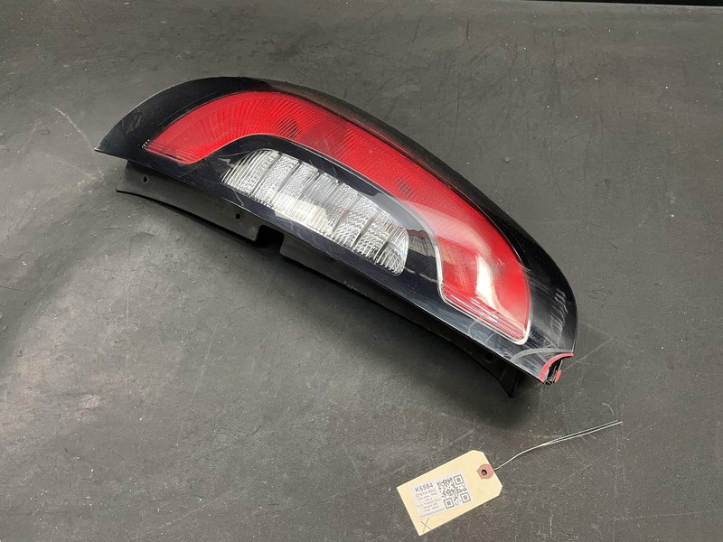 Rear Left Tail Light Lamp 2019 KIA Soul 92401-B2030 2014 2015 2016 2017 2018 X