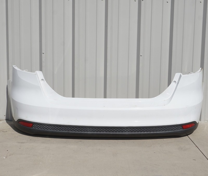 2015 - 2018 Ford Focus Sedan Rear Bumper