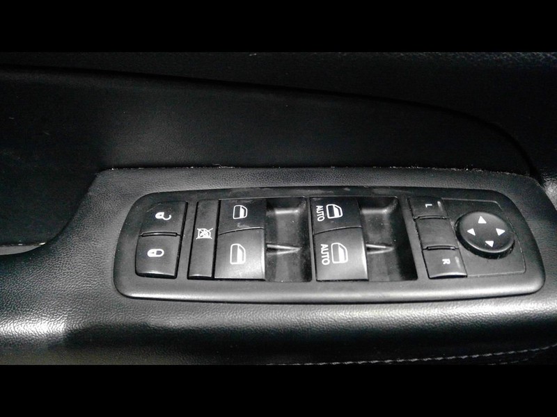 Driver Front Door Switch Driver's LHD Master Fits 11-13 GRAND CHEROKEE 1511992