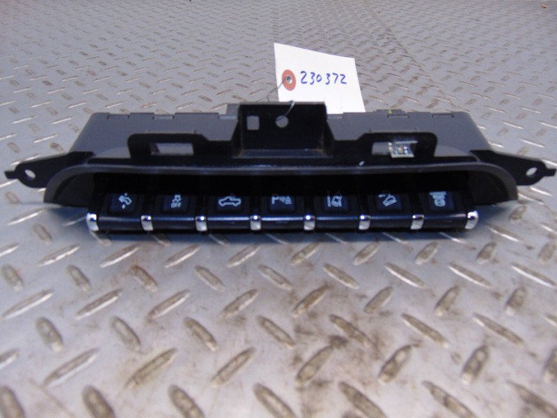 15 GMC Sierra 2500 HD Denali Traction Control Cargo Light Pedal Exhaust Switch