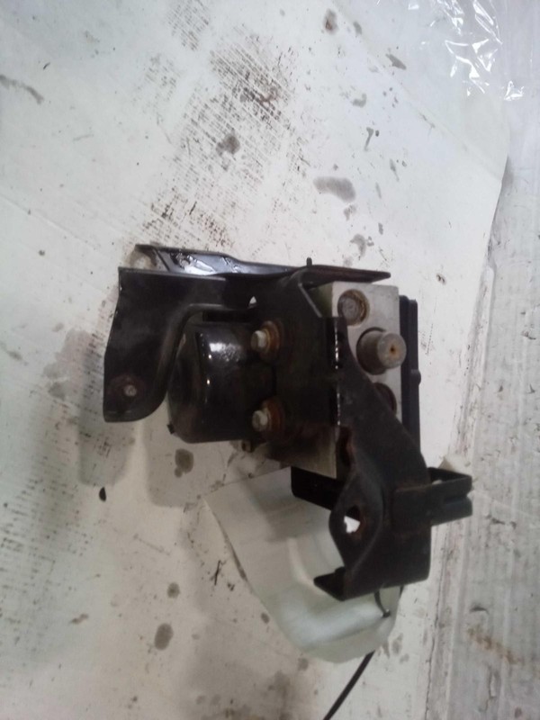 2016 Jeep Cherokee ABS Pump & Motor Assembly OEM 68270554AA 91000 Miles