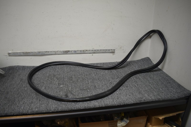 BMW E64 TRUNK LID GASKET FACTORY OEM
