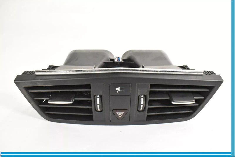 10-13 Mercedes W207 E350 Coupe Front Center Dash A/C Air Vent Grille Black OEM