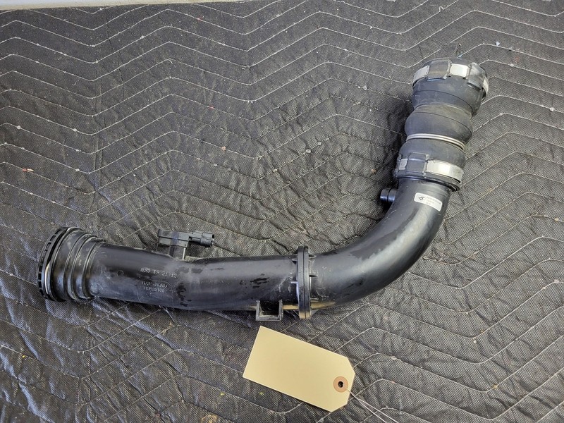 Used Oem Land Rover Engine Intercooler Inlet Pipe Hose 2019 Discovery Sport 2.0L