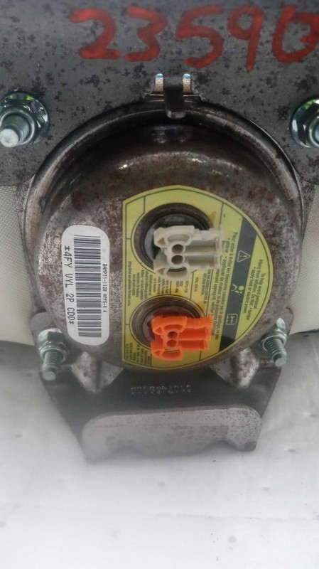 2009 GMC Acadia Right Instrument Panel Air Bag White 536201 150K Miles
