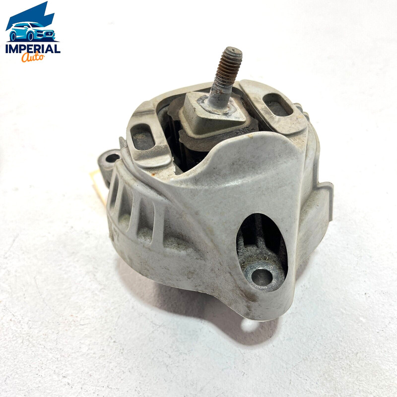 18-21 BMW 230i xDrive F22 F23 430i Right Passenger Side Engine Mount Bracket OEM