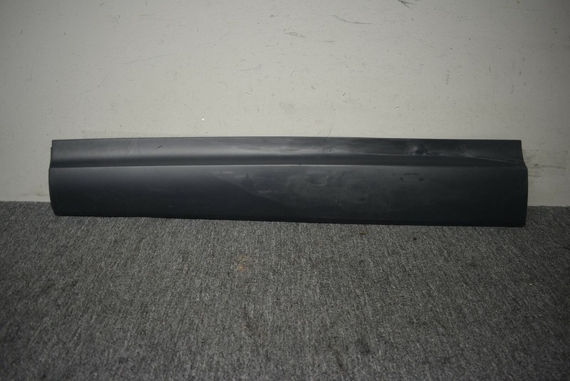 2017-2019 LAND ROVER DOOR MOLDING LEFT SIDE FACTORY OEM