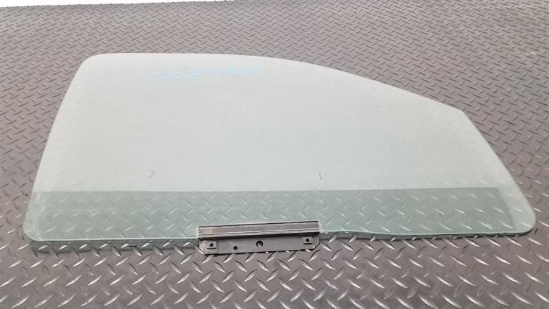 98-03 Dodge Durango Front Right Passenger Door Glass OEM 55256302AC