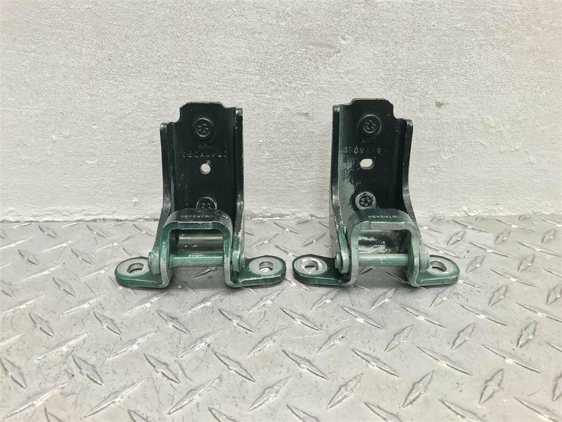 1999 FORD F250SD PASSENGER REAR DOOR HINGES PAIR OEM